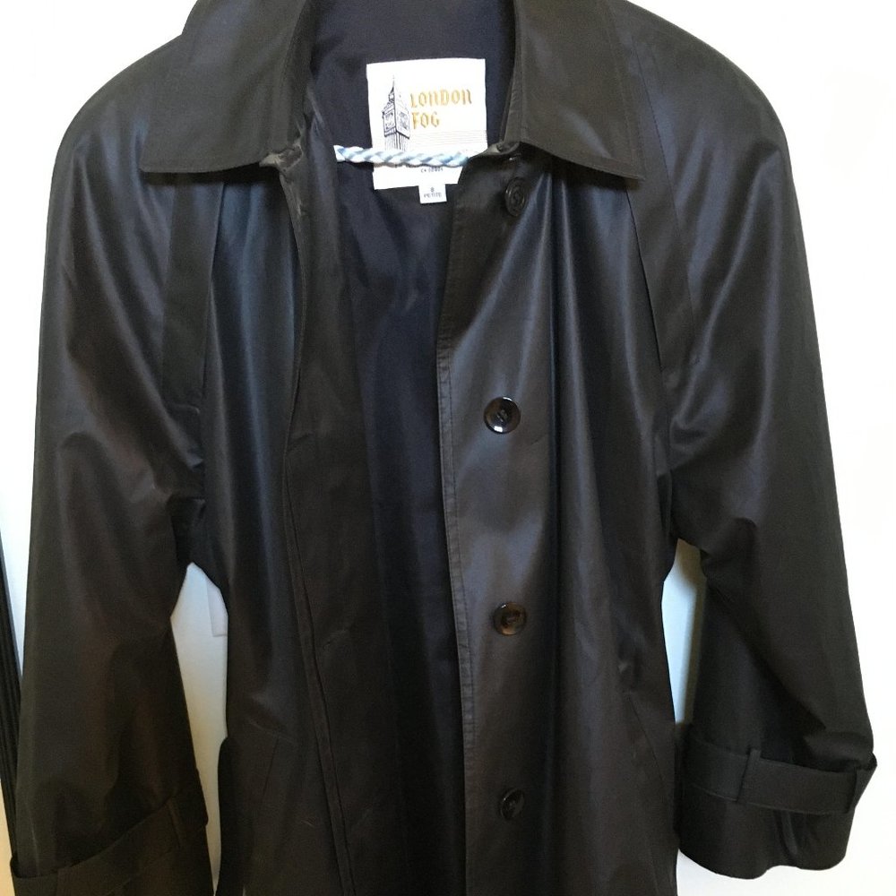 trenchcoat